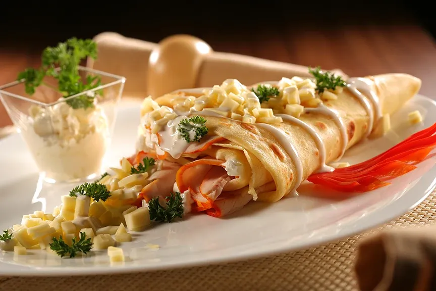 Clatita pastrama pui - smantana - cascaval