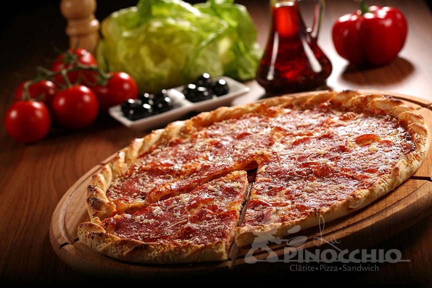 Pizza SALAMI